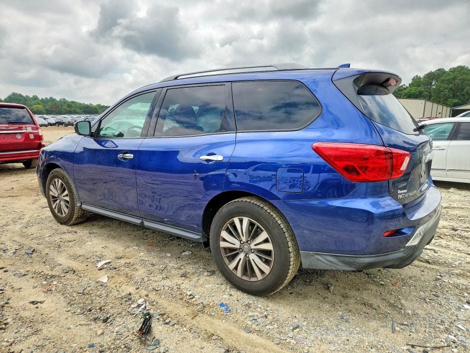 2019 NISSAN PATHFINDER S 2