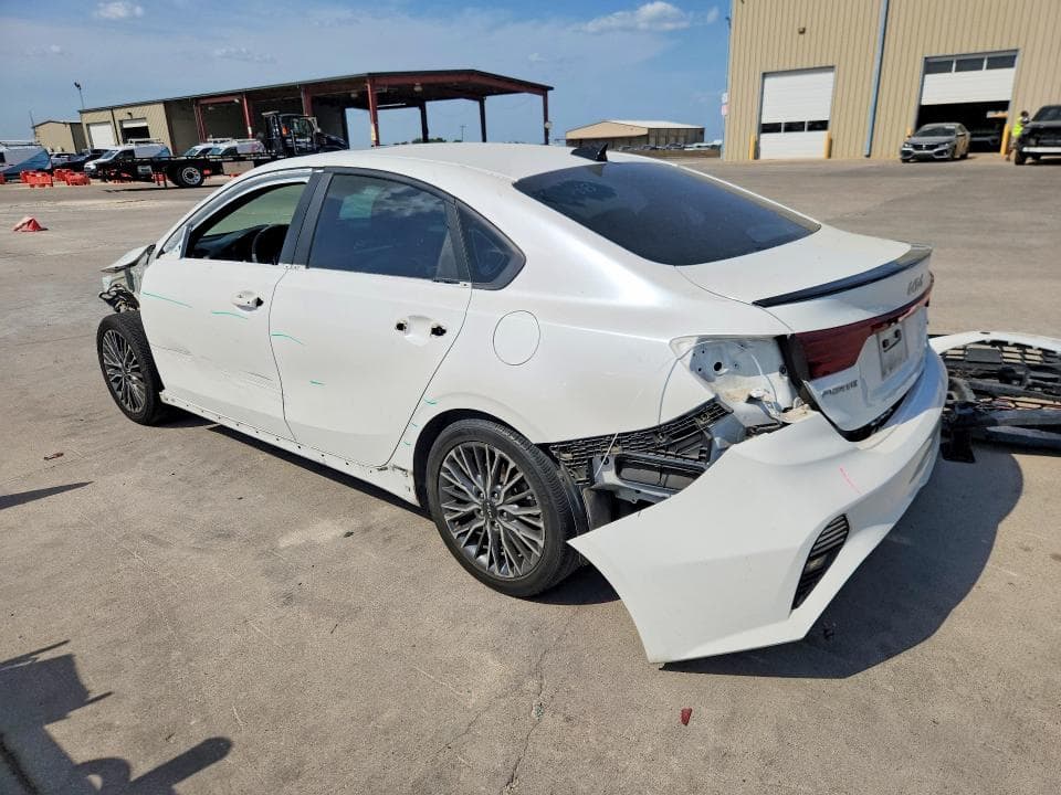 2024 KIA FORTE GT LINE 2