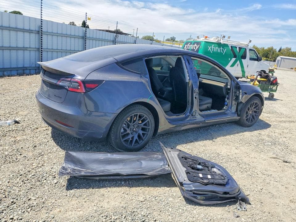 2022 TESLA MODEL 3 3