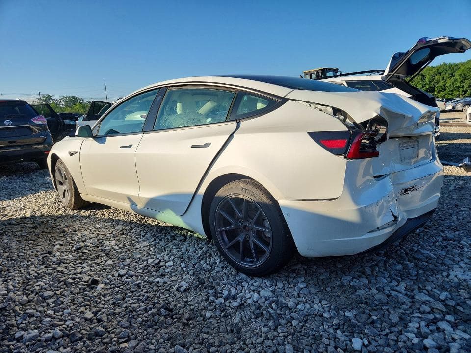 2022 TESLA MODEL 3 2