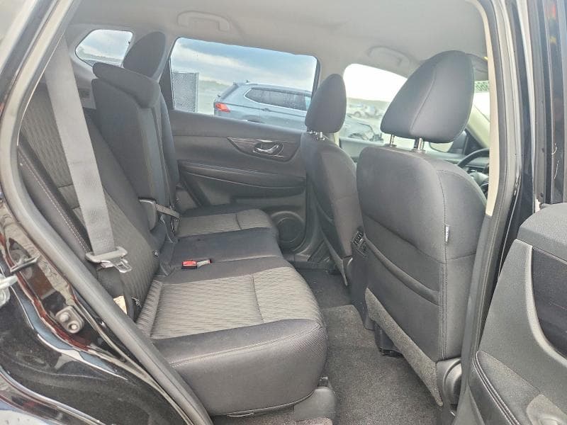 2018 NISSAN ROGUE S 10