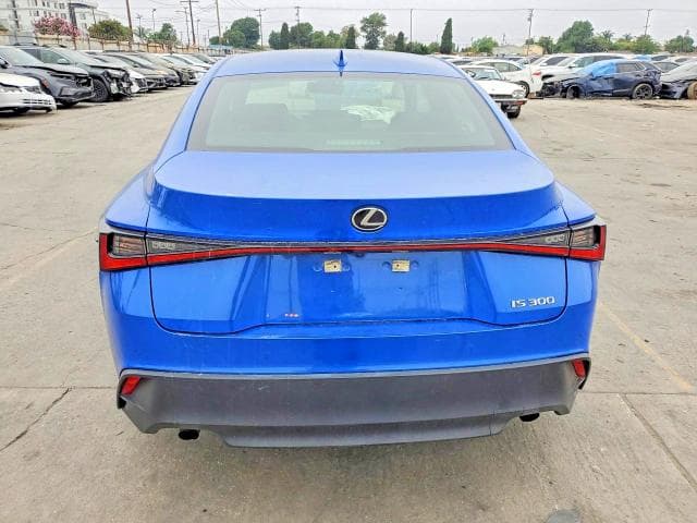 2021 LEXUS IS 300 6