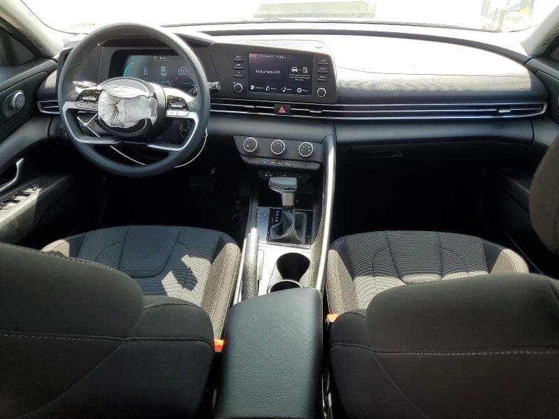 2026 HYUNDAI ELANTRA SE 8