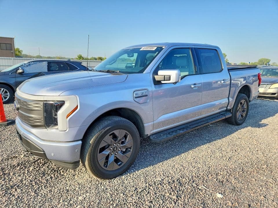 2022 FORD F150 LIGHTNING PRO