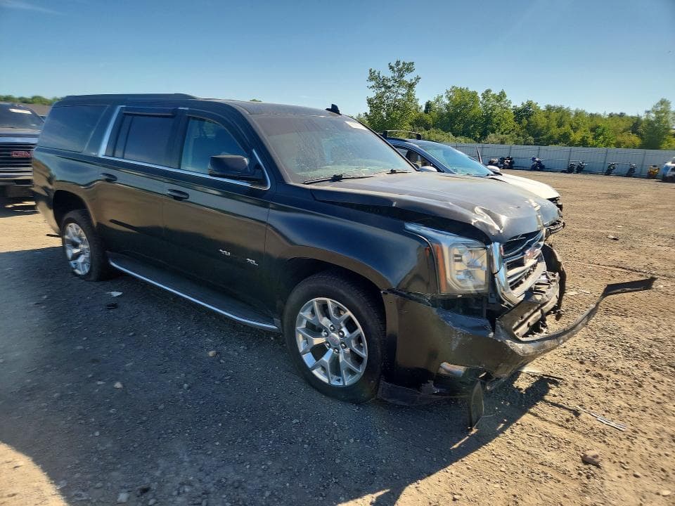 2017 GMC YUKON XL K1500 SLT 4