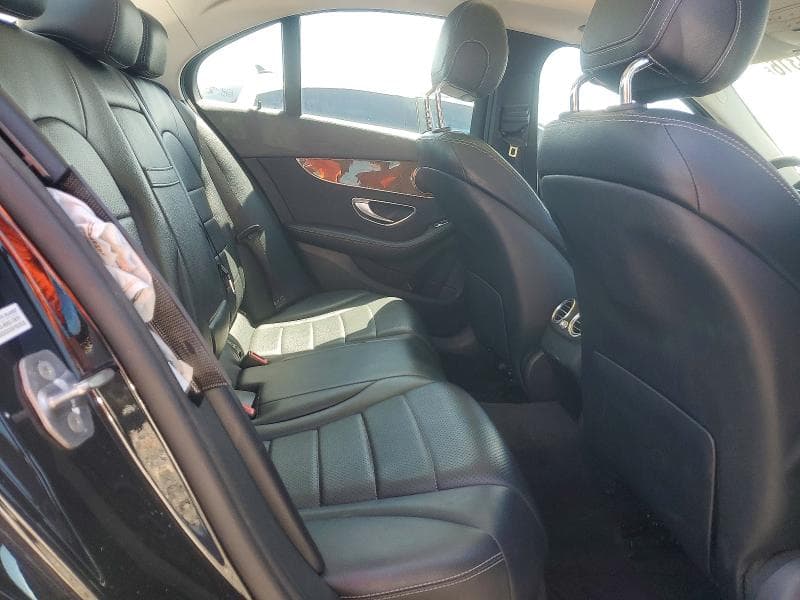 2017 MERCEDES-BENZ C 300 10