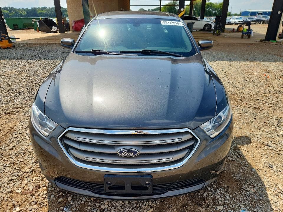 2018 FORD TAURUS SEL 5