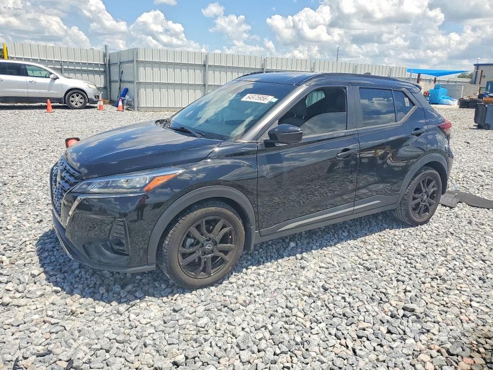 2022 NISSAN KICKS SR - 1