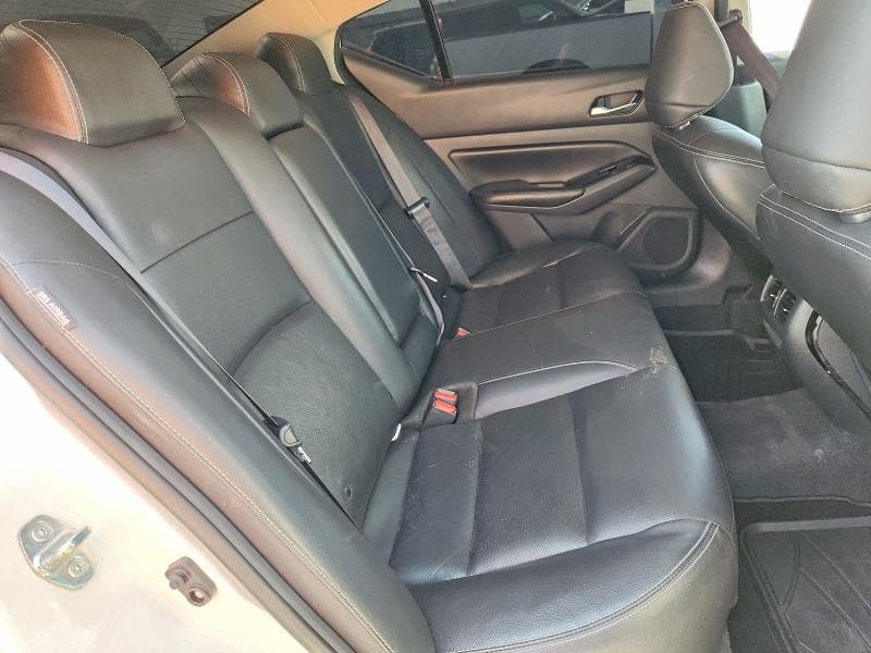 2023 NISSAN ALTIMA SL 10