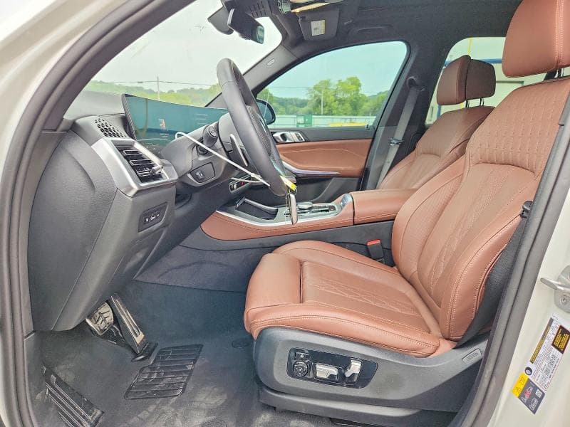 2026 BMW X5 XDRIVE50E 7