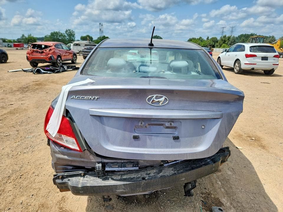2017 HYUNDAI ACCENT SE 6