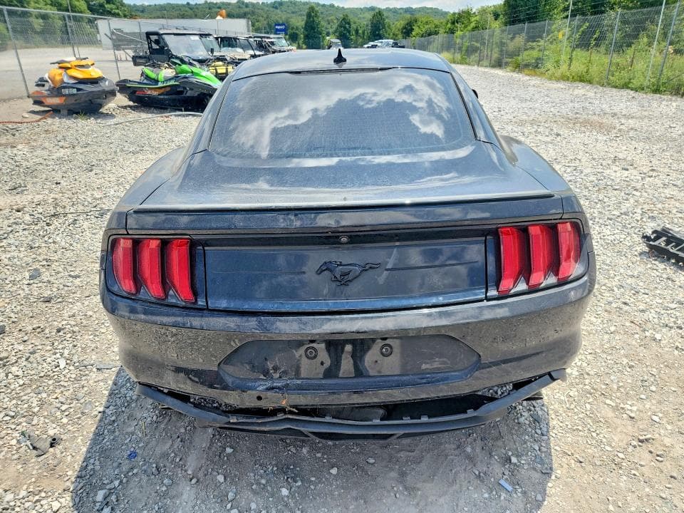 2022 FORD MUSTANG 6