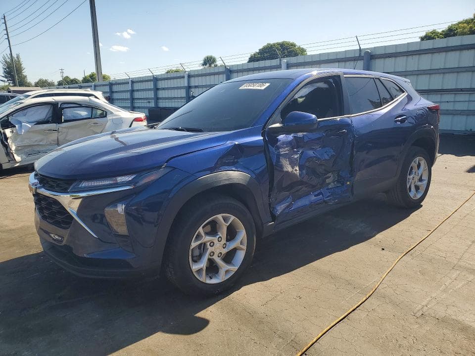 2024 CHEVROLET TRAX LS - 1