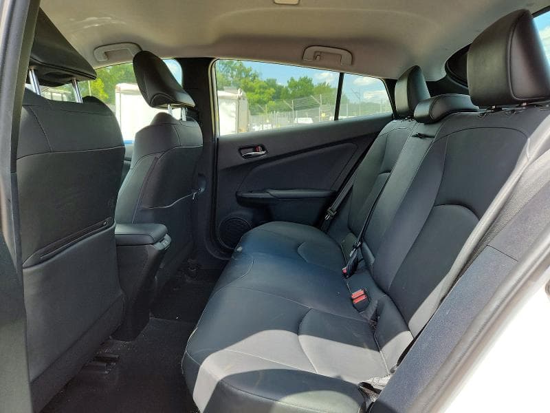 2021 TOYOTA PRIUS XLE AWD-E 10