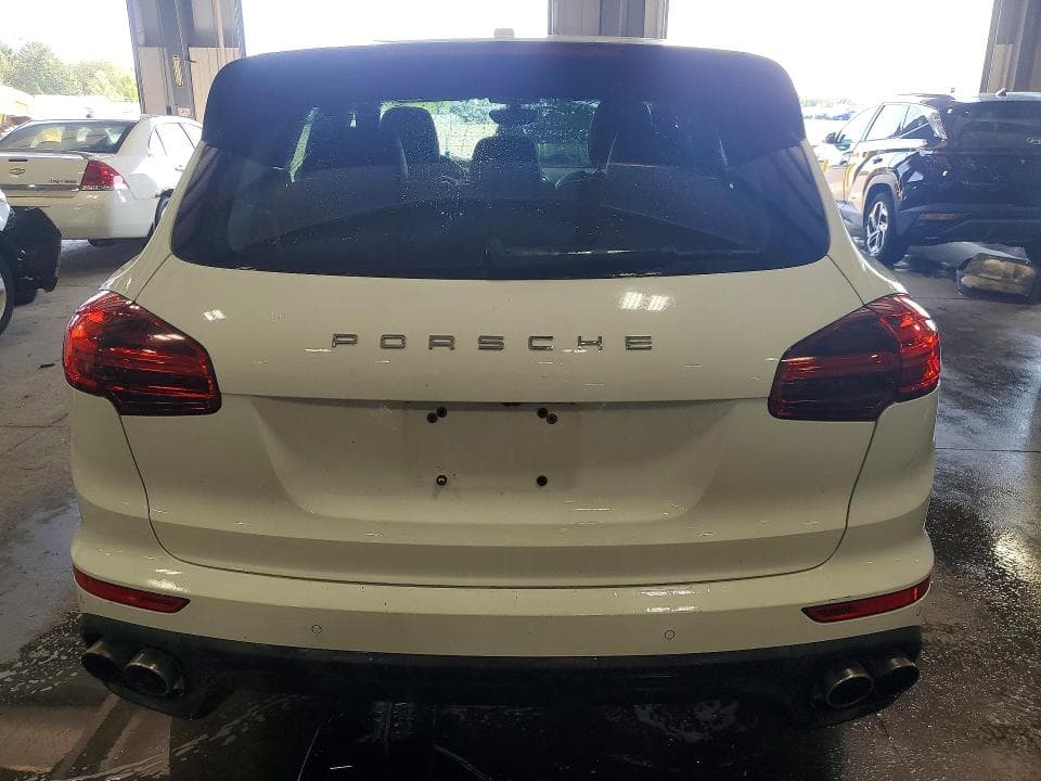 2017 PORSCHE CAYENNE SE HYBRID PLATINUM 6