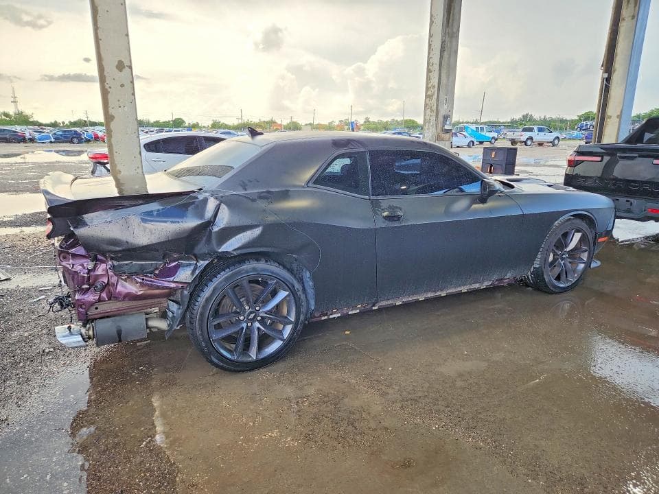 2021 DODGE CHALLENGER SXT 3