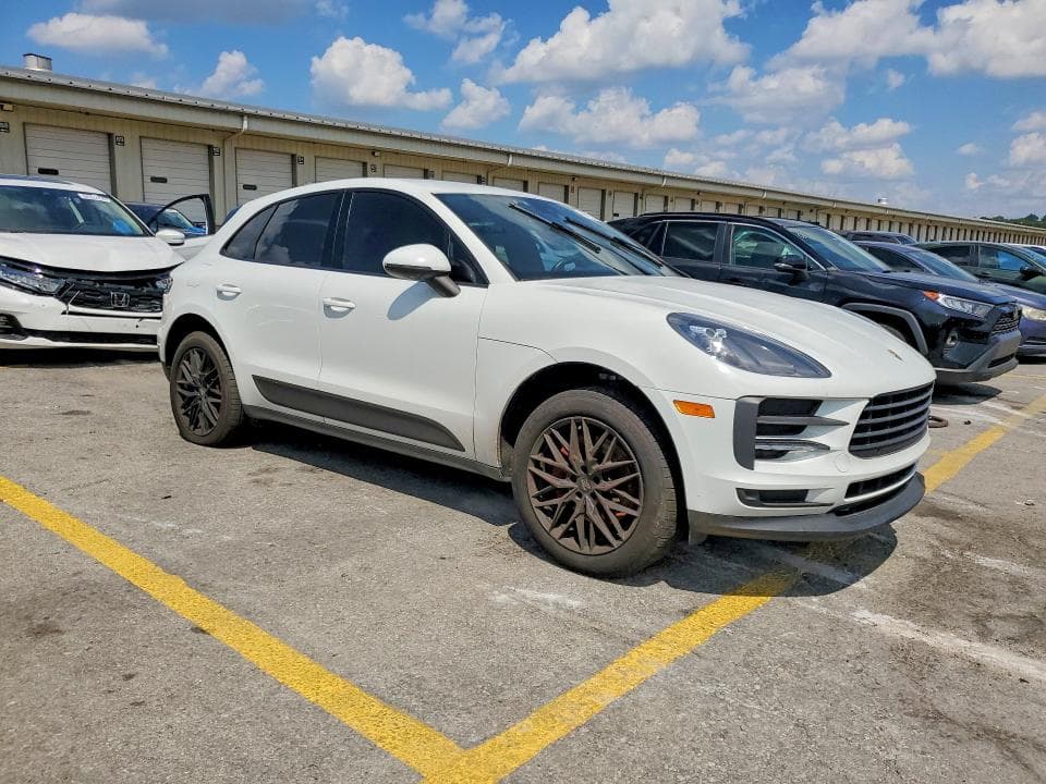 2021 PORSCHE MACAN 4