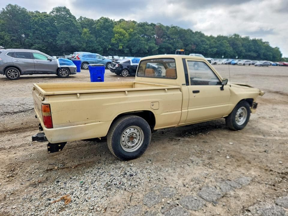 1984 TOYOTA PICKUP 1/2 TON RN50 3