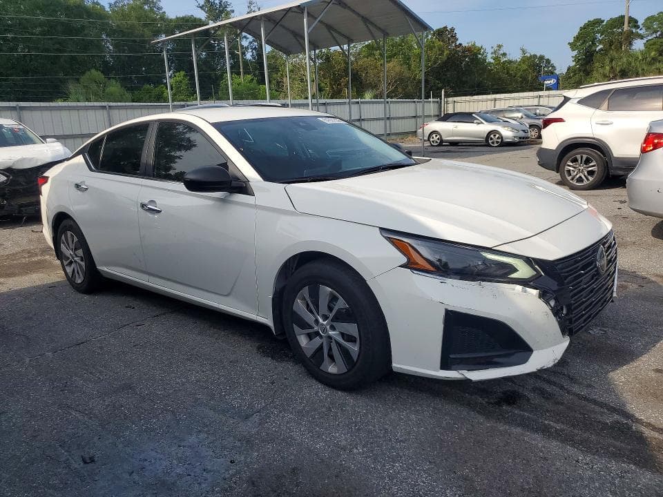 2024 NISSAN ALTIMA S 4