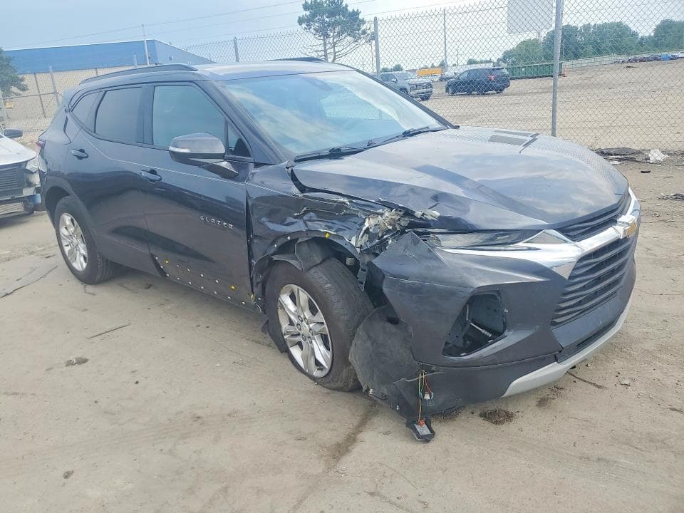2021 CHEVROLET BLAZER 2LT 4