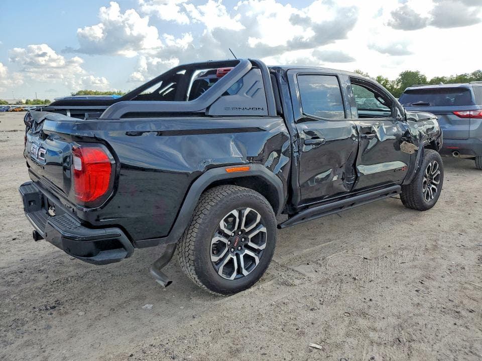 2025 GMC CANYON AT4 3