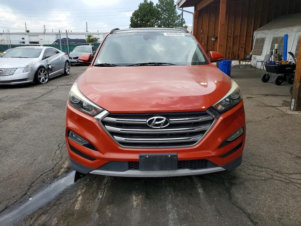 2017 HYUNDAI TUCSON LIMITED 5