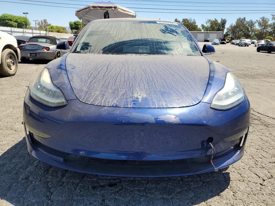 2018 TESLA MODEL 3 5