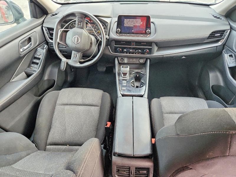 2025 NISSAN ROGUE SV 8
