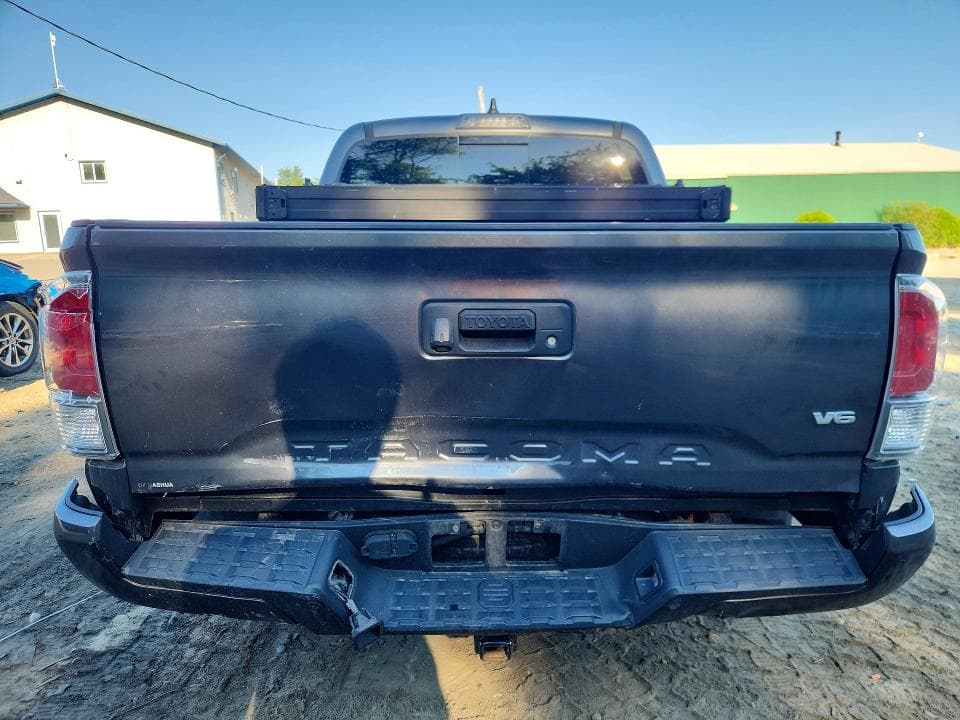 2021 TOYOTA TACOMA TRD SPORT 6
