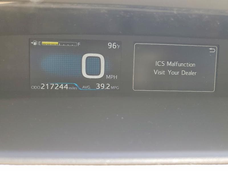 2018 TOYOTA PRIUS TWO 9