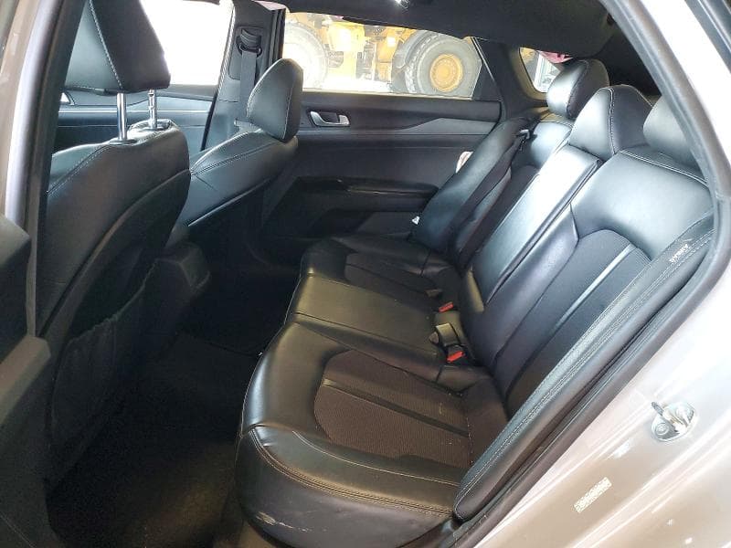 2024 KIA K5 GT LINE 10