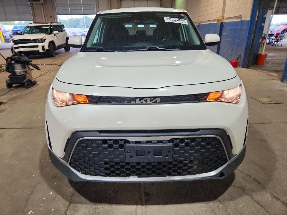 2023 KIA SOUL LX 5