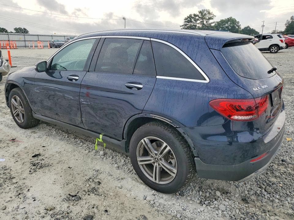 2021 MERCEDES-BENZ GLC 300 2