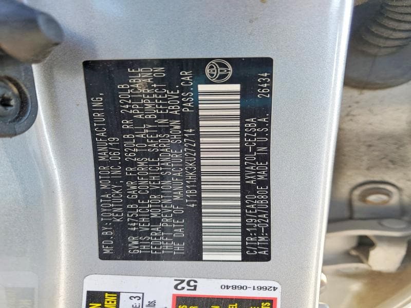 2019 TOYOTA CAMRY SE 13