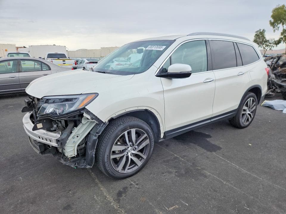 2017 HONDA PILOT TOURING - 1