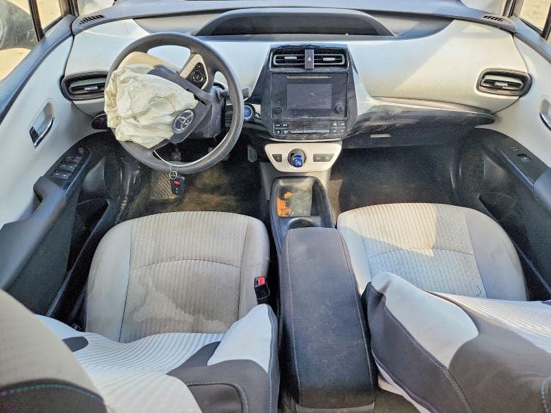 2017 TOYOTA PRIUS TWO ECO 8