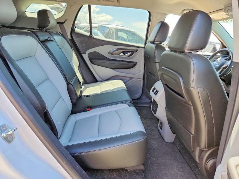 2022 GMC TERRAIN SLT 11
