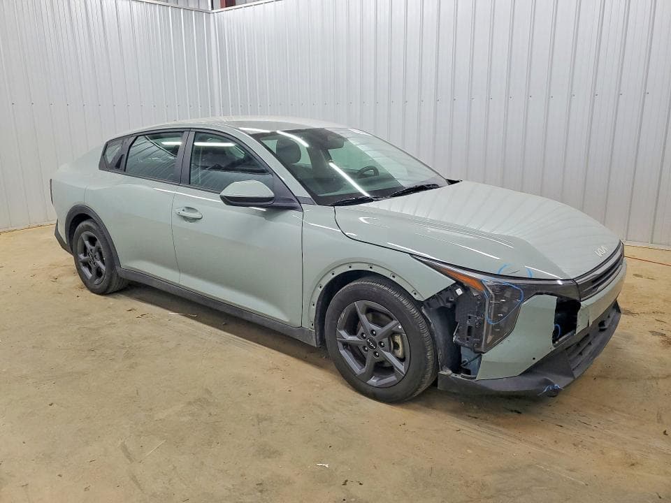 2025 KIA K4 LXS 4