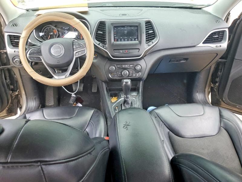 2019 JEEP CHEROKEE LATITUDE PLUS 8