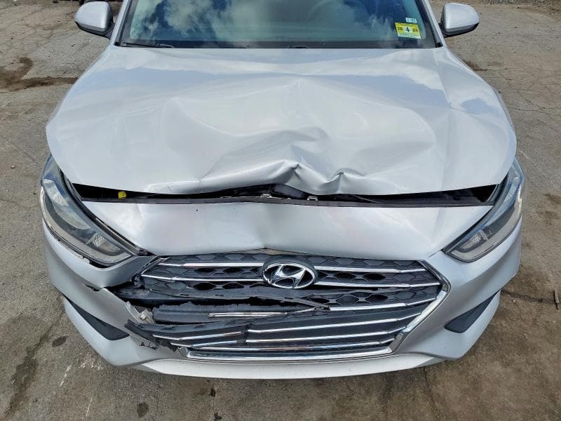 2019 HYUNDAI ACCENT SE 11