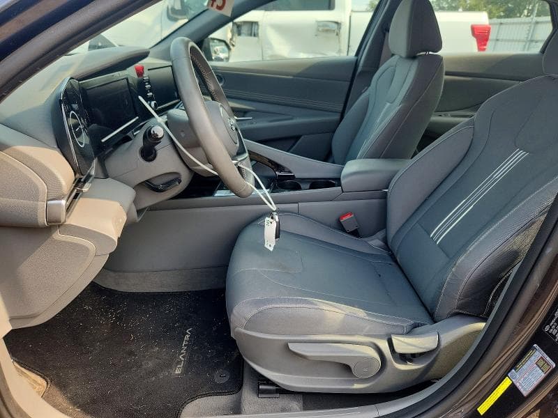 2021 HYUNDAI ELANTRA SEL 7