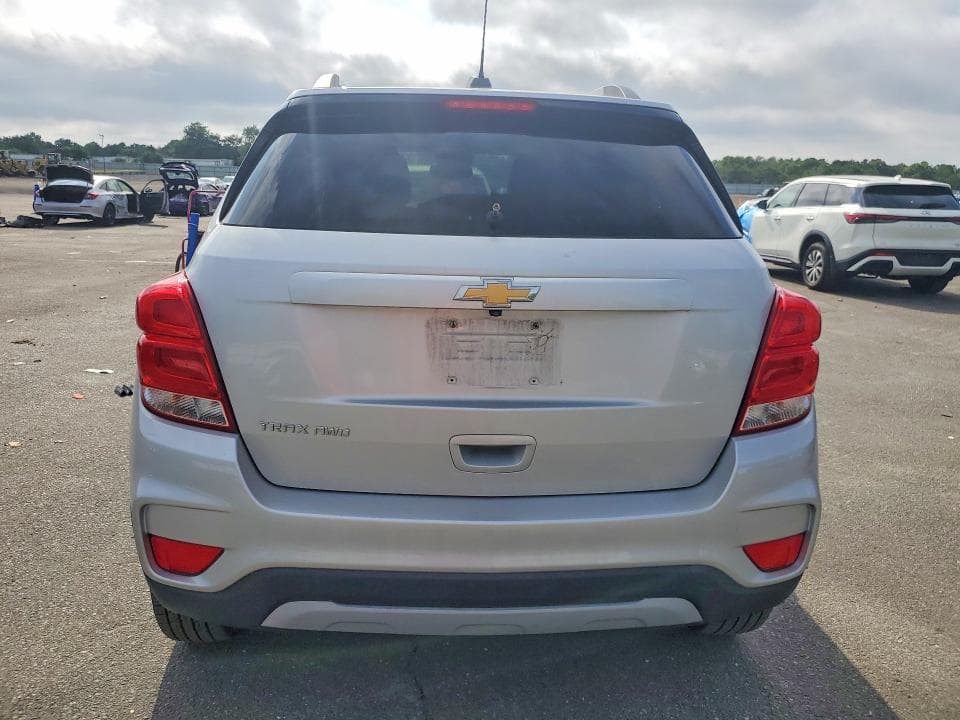 2021 CHEVROLET TRAX 1LT 6
