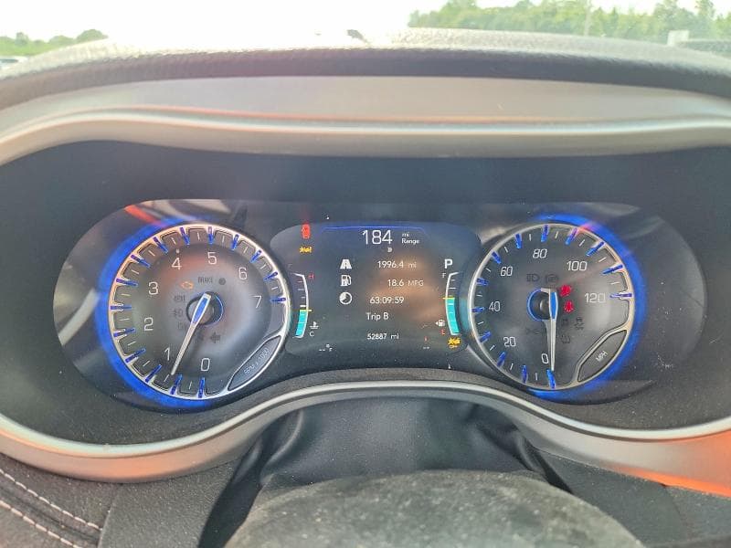 2023 CHRYSLER PACIFICA TOURING L 9