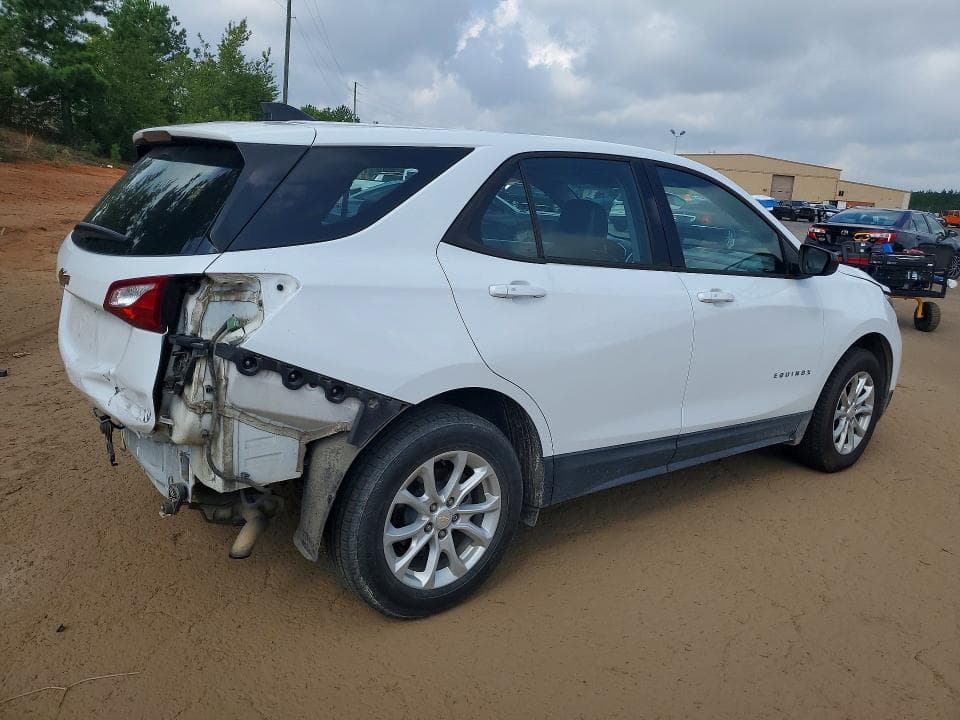 2018 CHEVROLET EQUINOX LS 3