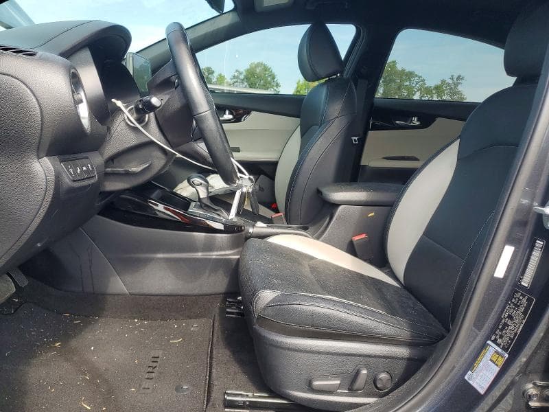 2019 KIA FORTE EX 7