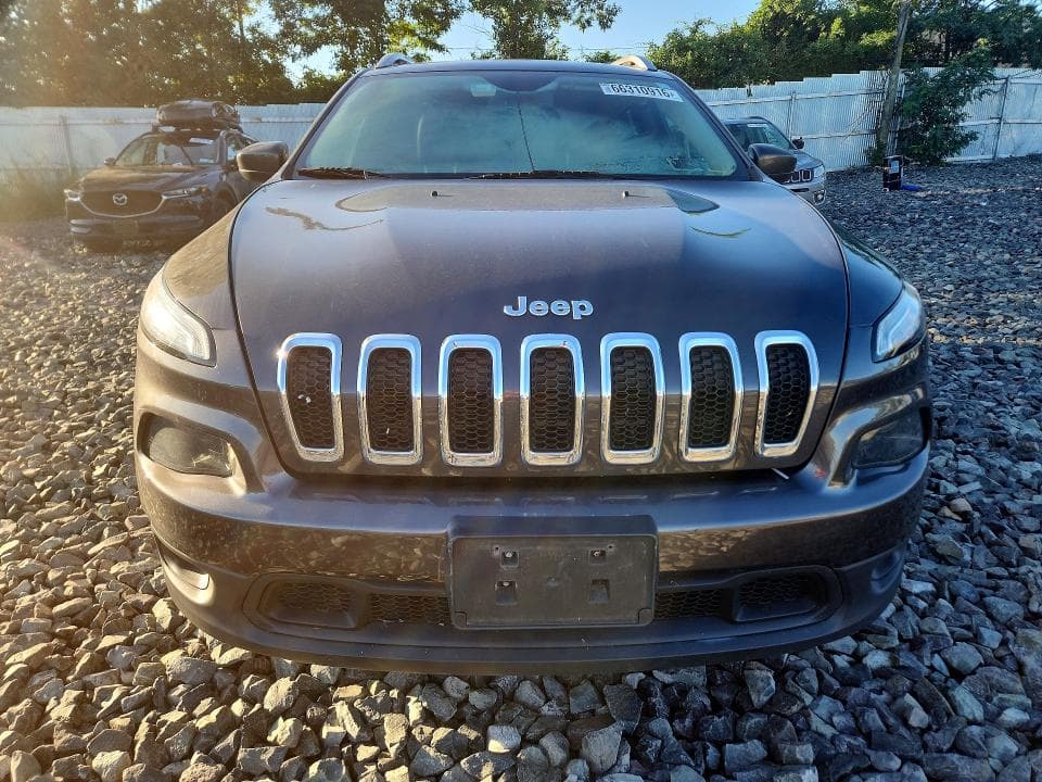 2018 JEEP CHEROKEE LATITUDE PLUS 5