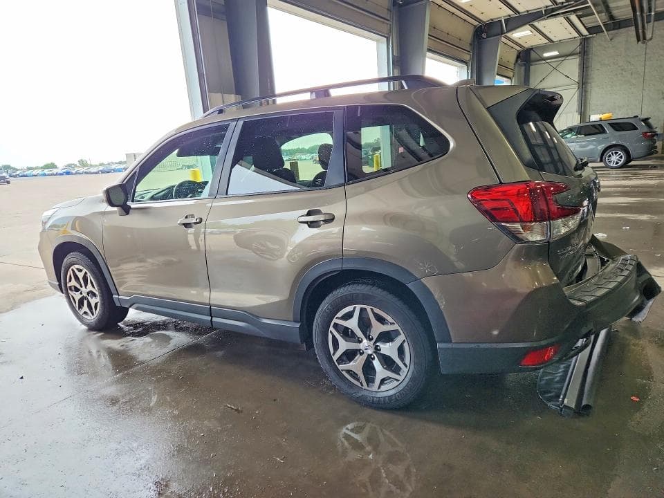 2019 SUBARU FORESTER PREMIUM 2