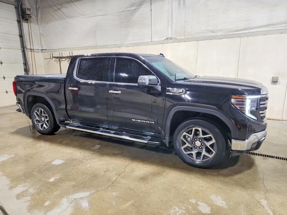 2023 GMC SIERRA K1500 SLT 4
