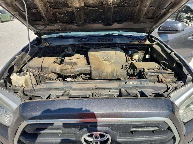 2017 TOYOTA TACOMA SR5 V6 11