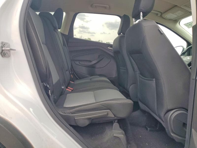 2018 FORD ESCAPE SE 11